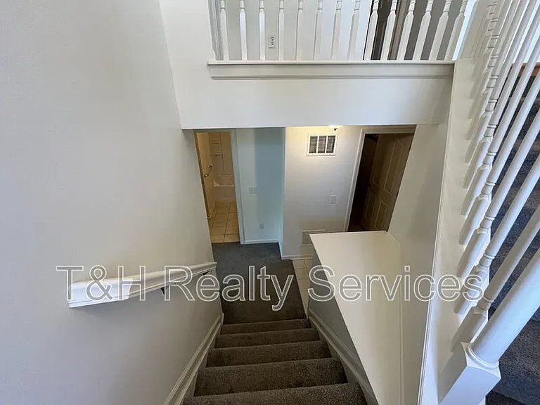 12691 Leah Ln — Photo 17