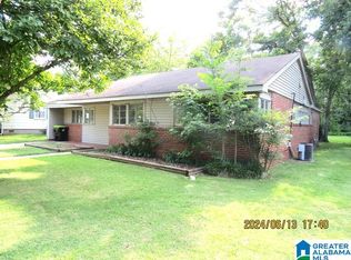 205 Meadow Ln, Sylacauga, AL 35150