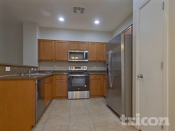 4th image of 4028 W Pedro Ln