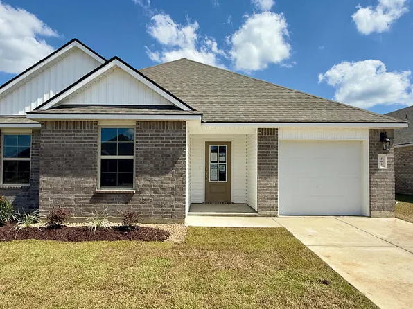 203 Red Pine Dr, Lafayette, LA 70501