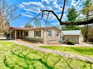 693 Scotts Chapel Rd, Jamestown, KY 42629