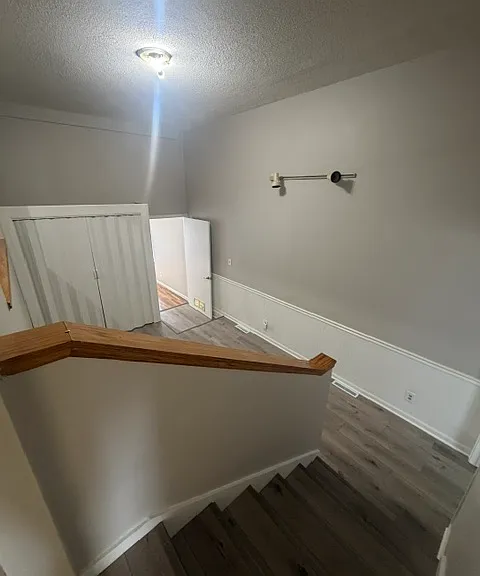 2200 Central Ave — Photo 5