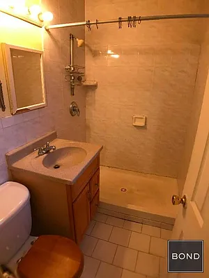 Rented by Bond New York | media 8