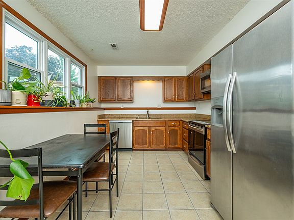 5th image of 4529 51st St