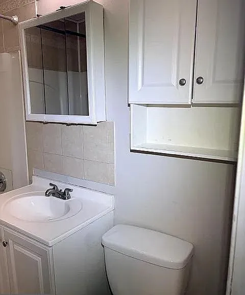 265 College Dr — Photo 7