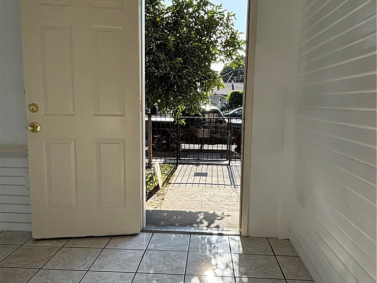 6522 Estrella Ave — Photo 1