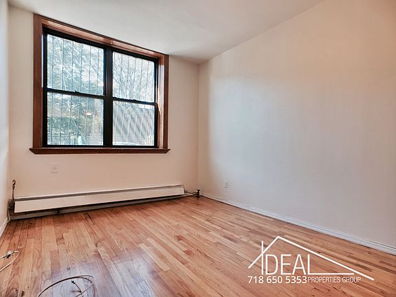 4th image of 1671 8th Ave #1RG