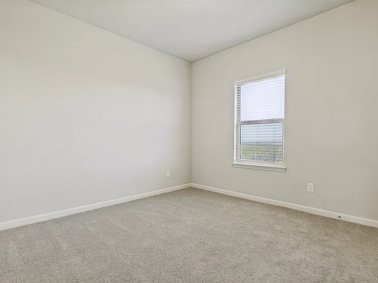 7126 Magnolia Vlg #201 — Photo 11