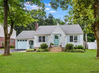 1118 Jerry Ave, Schenectady, NY 12303