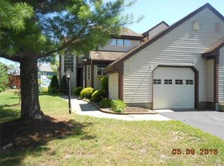 3 Fareham Rd #B, Monroe Township, NJ 08831