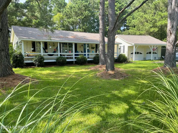 6001 Harbour Way, Oriental, NC 28571