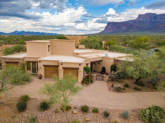 3rd image of 2466 S Pinyon Village Dr