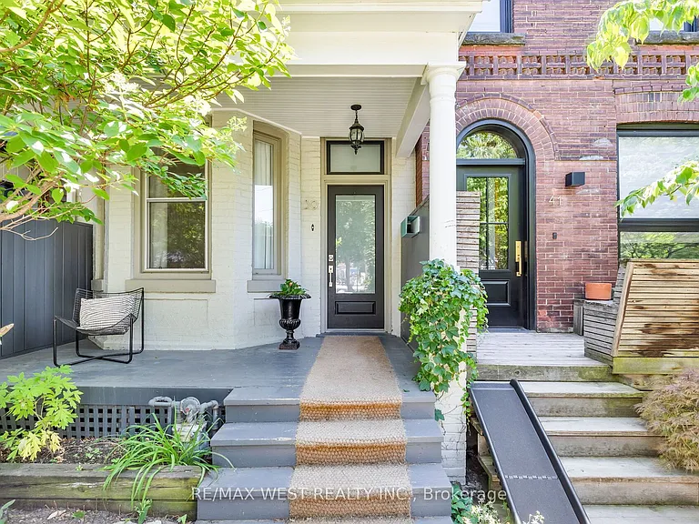 39 Shirley St — Photo 2