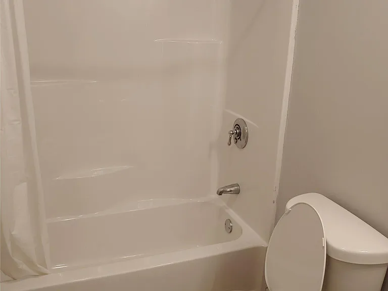 76 West St #8 — Photo 6