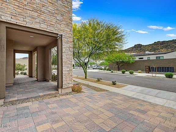 4th image of 1352 E LA MIRADA Drive