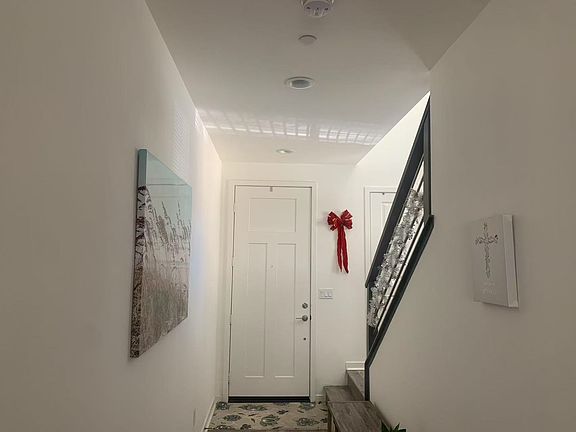 5th image of 4239 Powell Way Unit 103