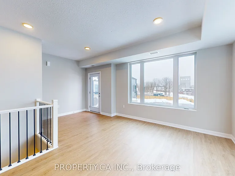 708 Woolwich St #303 — Photo 8