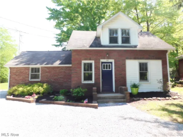 793 Wilcox Rd, Youngstown, OH 44515