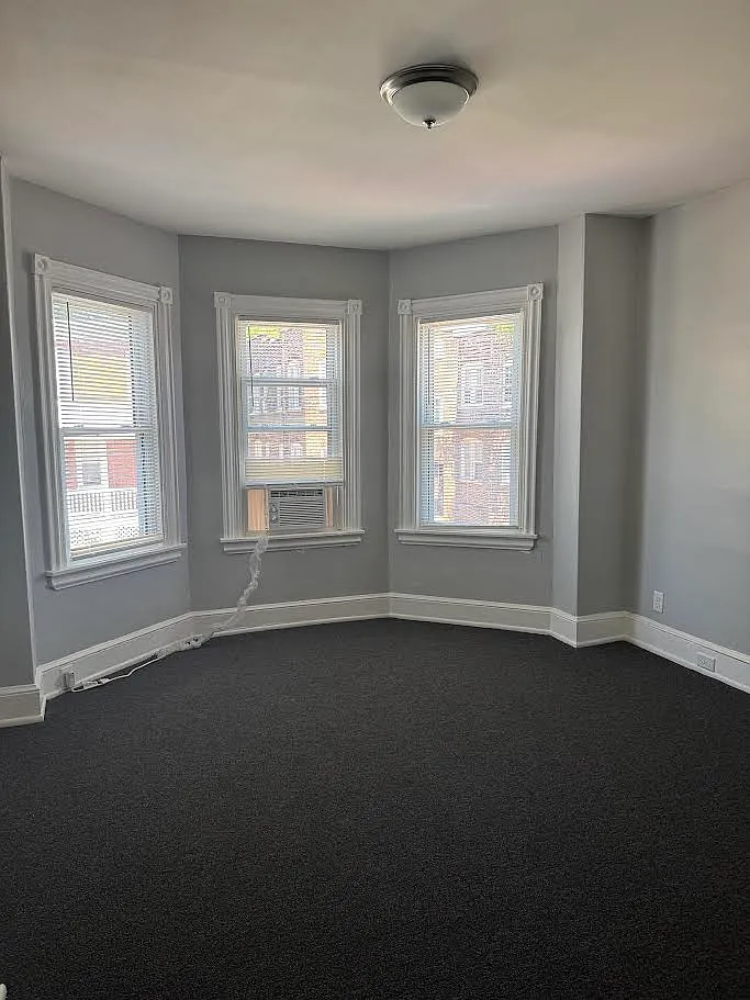 3 bed, 1.5 bath, 1225 sqft, $1,990 — Photo 3