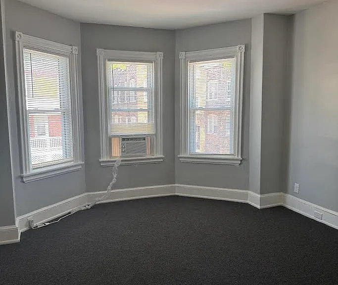 202 W 29th St — Photo 3
