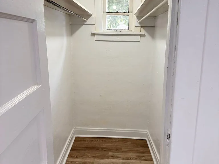 621 S Adams St — Photo 20