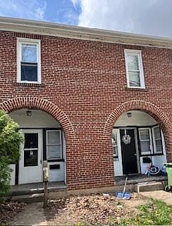 1st image of 821 & 823 S Ohio Ave