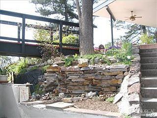 3rd image of 225 Kerry Ln