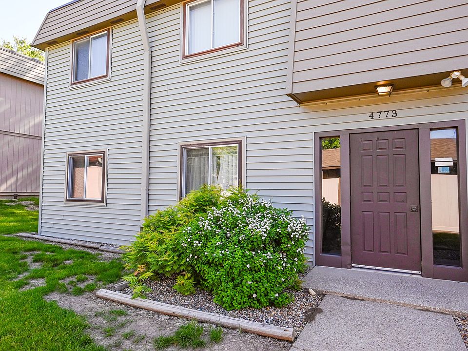 1st image of 4773 Woodland Ave Unit 6