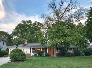 1909 Driving Park Rd, Wheaton, IL 60187