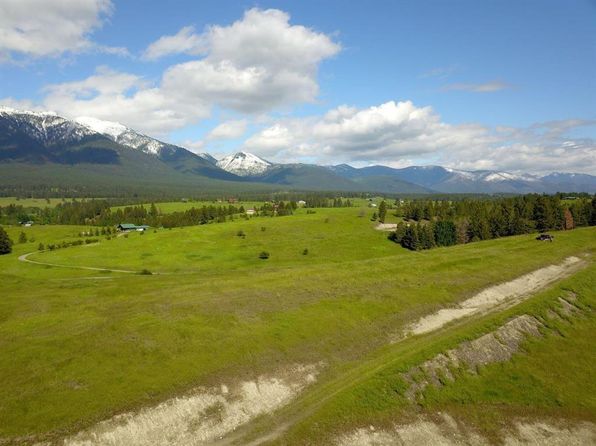 417 Little Creek Rd, Eureka, MT 59917