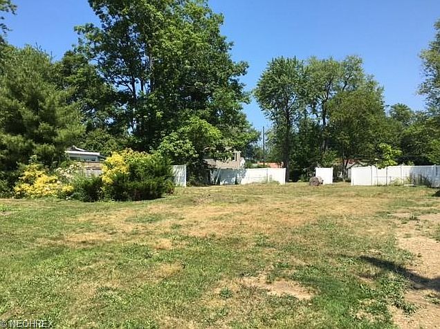 1st image of 5441 Pinehill Dr
