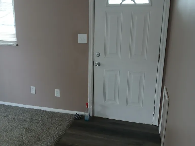4048 E Livingston Ave — Photo 6