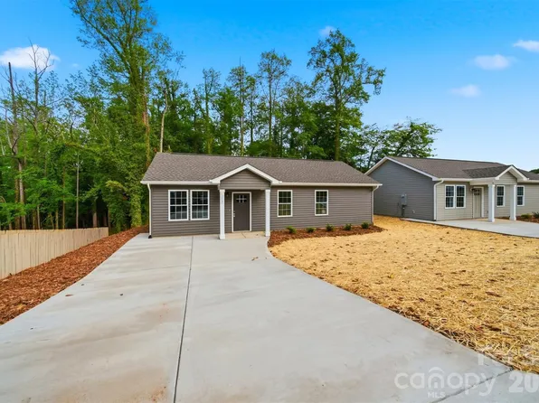 1298 18th St NE, Hickory, NC 28601
