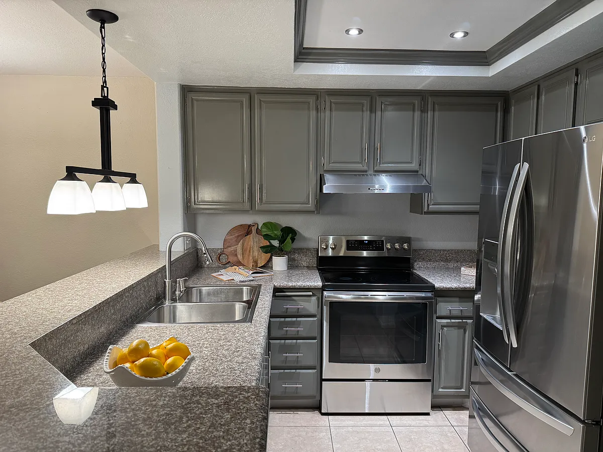 Building Photo - 9955 Scripps Westview Way #11