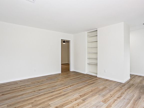 4th image of 7605 Harvey St