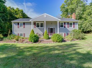 27 Guire Rd, Durham, CT 06422