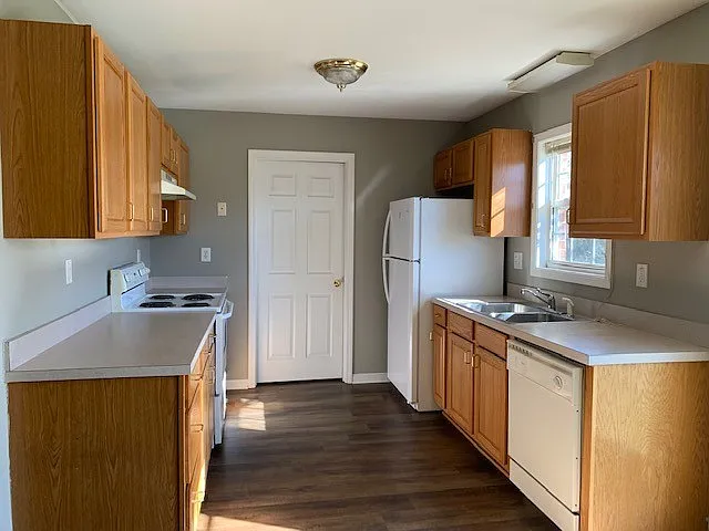 2 bed, 2.0 bath, 1100 sqft, $1,250 — Photo 4