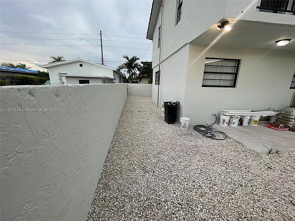 5th image of 1602 SW 31st Ave #1620