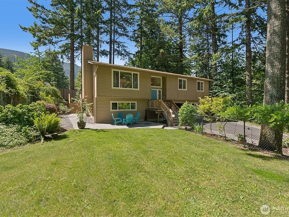 1st image of 17025 431St Avenue SE