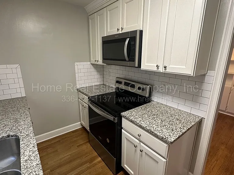 348 Pennsylvania Ave — Photo 6