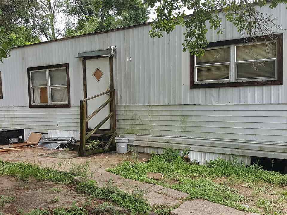 1st image of 110 Americana St