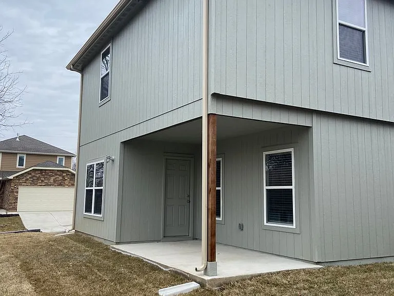 21387 W 215th Pl — Photo 23