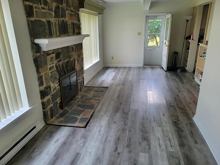 Summit Rd — Photo 3