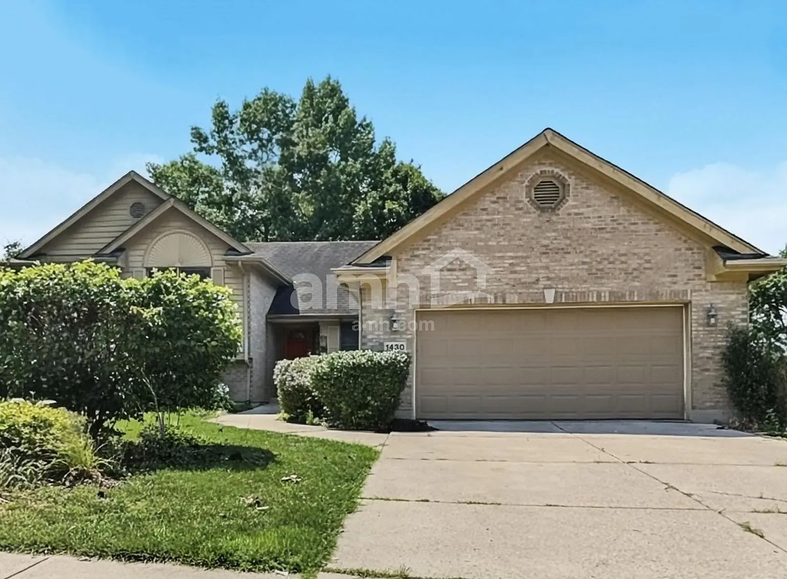 4 bed, 3.0 bath, 2230 sqft, $2,695 — Photo 1