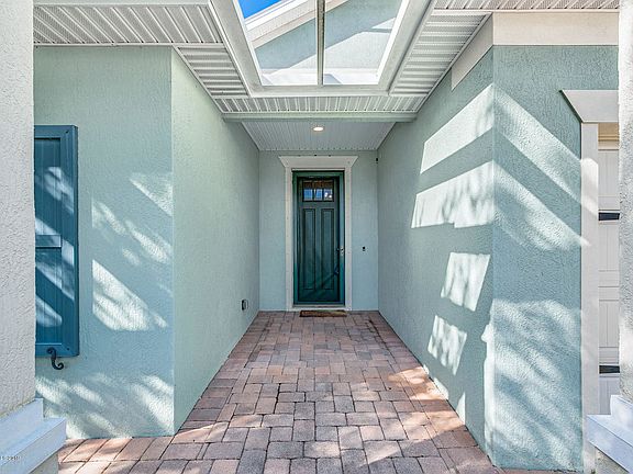 4th image of 1047 Donegal Dr