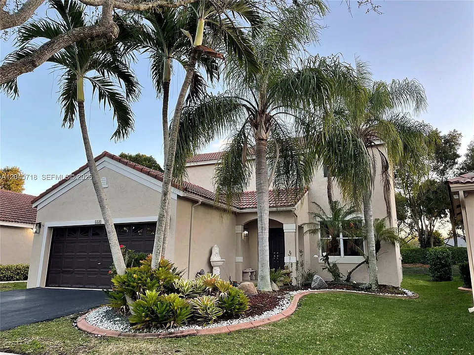 660 Sand Creek Cir