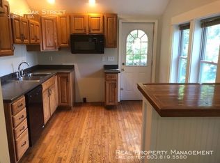 126 Oak St, Rochester, NH 03839