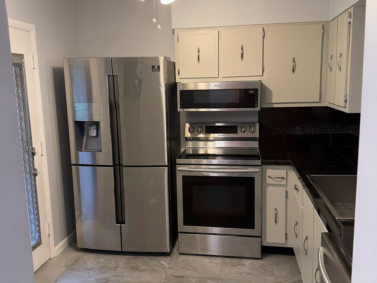 2 bed, 1260 sqft, $2,000 — Photo 1