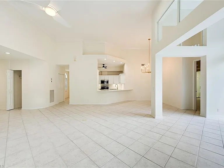 1580 Clermont Dr #L-202 — Photo 5