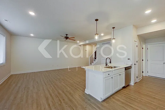 6910 Bluebell Ct — Photo 8